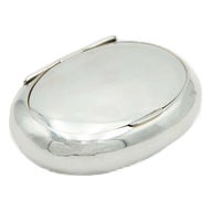Smooth Silver Snuffbox in British Style For Sale