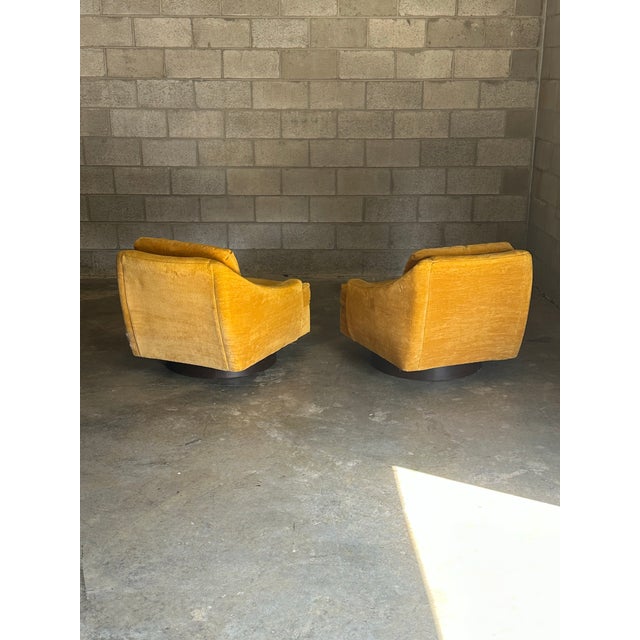 1970s 1970s Selig of Monroe Swivel and Tilt Chairs- A Pair For Sale - Image 5 of 12