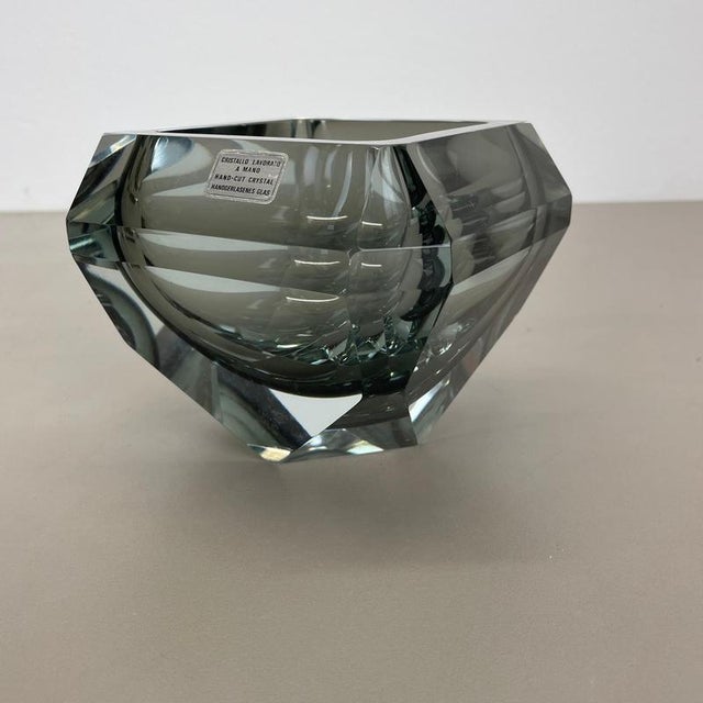 Faceted Murano Glass Diamond Sommerso Bowl, Italy, 1970s For Sale - Image 13 of 18