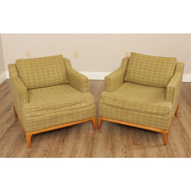 Mid-Century Modern Mid Century Modern Lounge Chairs - A Pair For Sale - Image 3 of 13