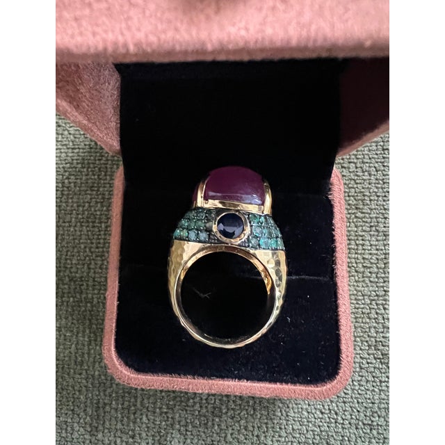 Art Deco Bochic "Orient" Sapphire, Emerald & Ruby Cocktail Ring Set 18K Gold & Silver For Sale - Image 3 of 18