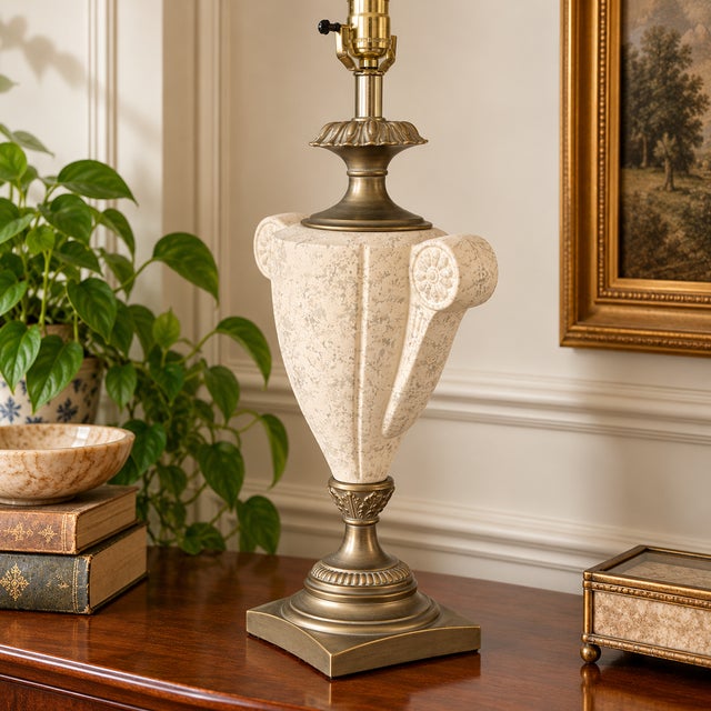 Hollywood Regency Vintage Neoclassical Faux Marble Ceramic & Brass Urn Table Lamp For Sale - Image 3 of 12