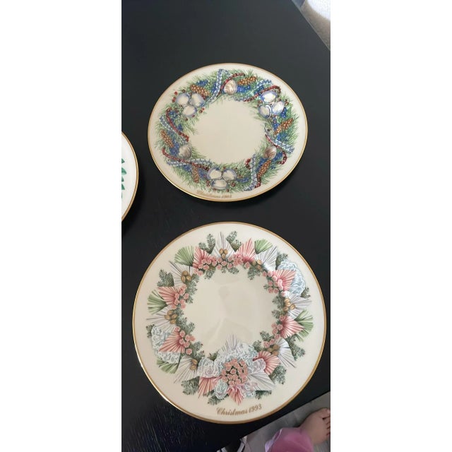 Illustration Lenox 1980s Christmas Plate Set For Sale - Image 3 of 7