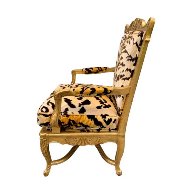 French Regency Giltwood Fauteuil Lounge Chair in Scalamandré Le Tigre Tiger Silk Velvet For Sale - Image 10 of 13