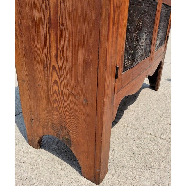 19Thc Pine & Punched Tin Doors Pie Safe Cabinet For Sale - Image 4 of 9