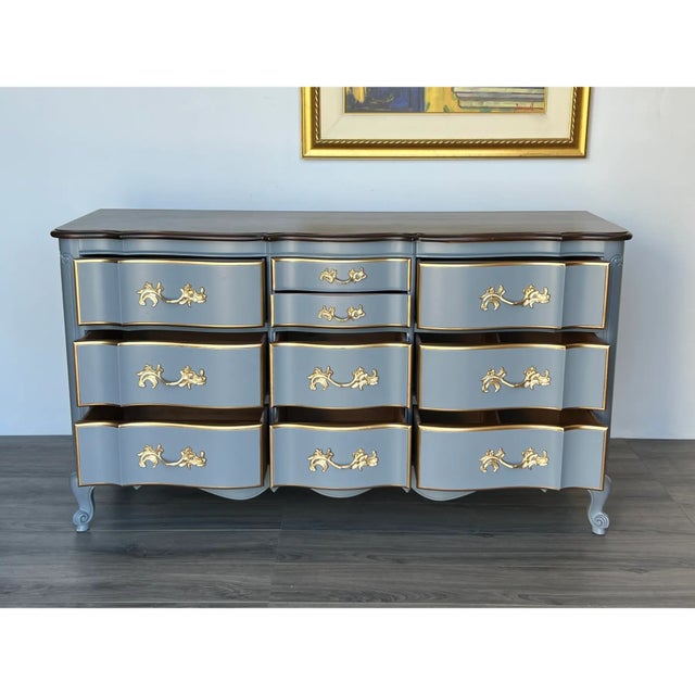 1970s 1970s French Provincial Gray Dresser of Ten Drawers For Sale - Image 5 of 11