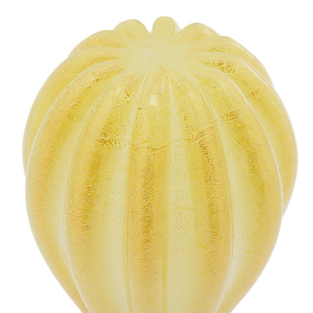 Archimede Seguso Attributed Murano Gold-Infused Ribbed Blown Glass Vase, 1950's For Sale - Image 9 of 10