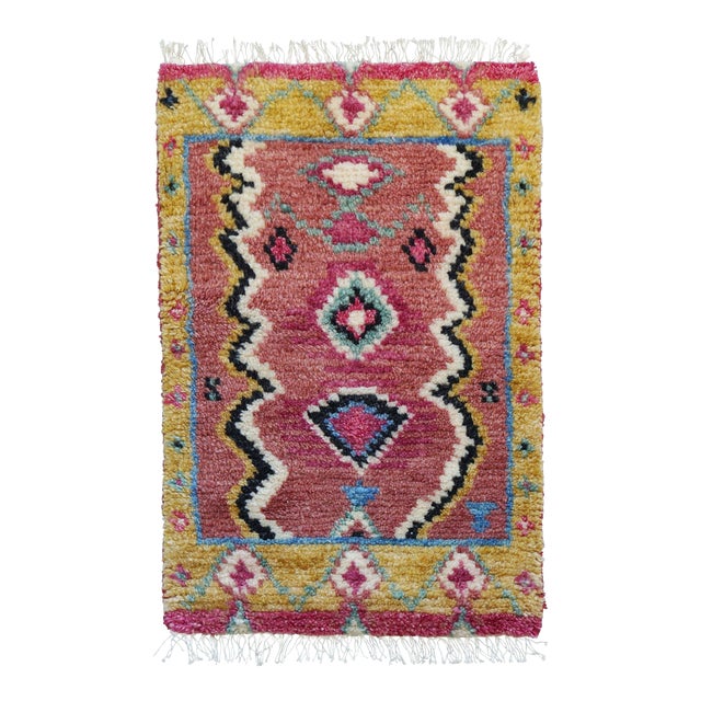 2x3' Hand-Knotted Soho Rug in Pink & Yellow For Sale