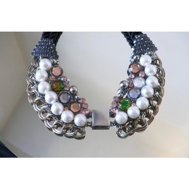 Vintage 1980s Chunky Mixed-Media Statement Bib Necklace For Sale In New York - Image 6 of 11