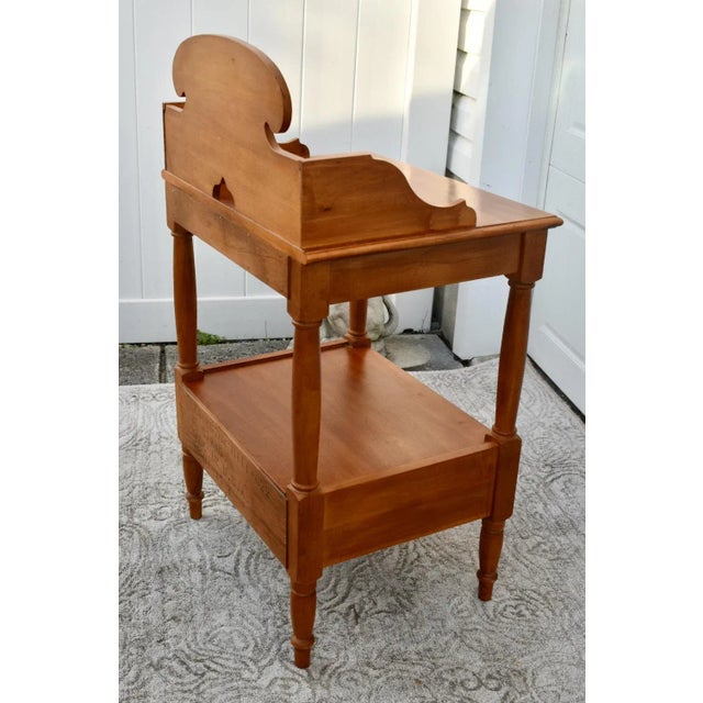 Lexington Furniture Lexington Cherry Table Americana Style Vintage Stand Pull Out Drawer For Sale - Image 4 of 12