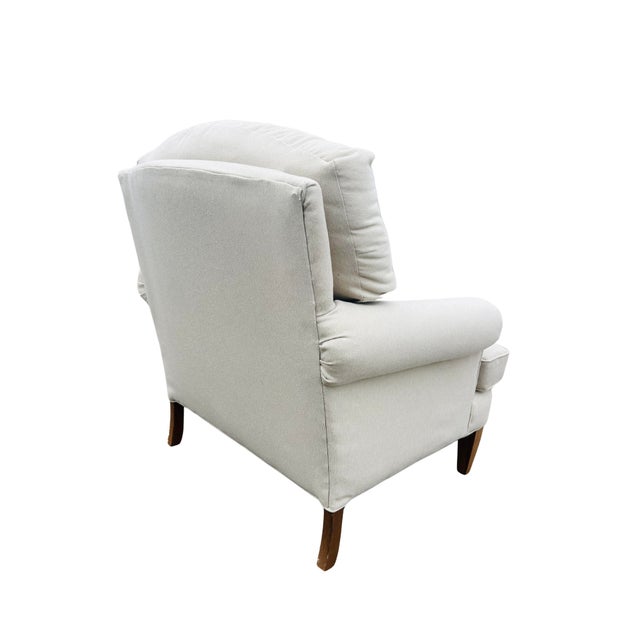 Vintage Pearson Club Chair – English Roll Arm Lounge Chair, Ivory Upholstery, Tapered Wood Legs, High-End Designer Seating For Sale - Image 14 of 16