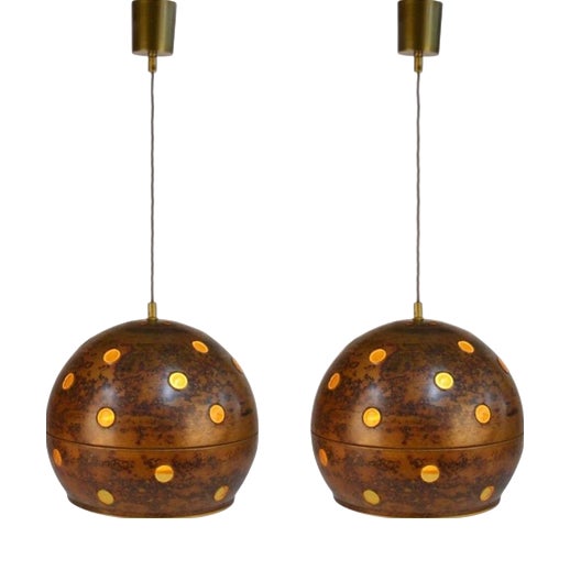 Copper and Amber Glass Pendant Lamps by Nanny Still for Raak, 1960s, Set of 2 For Sale