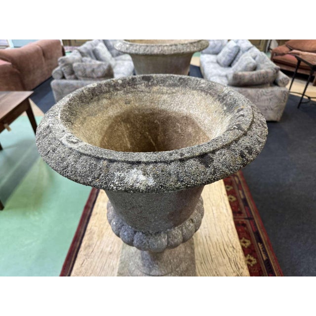 Stone Medici Planters in Reconstituted Stone, 1970s, Set of 2 For Sale - Image 7 of 13