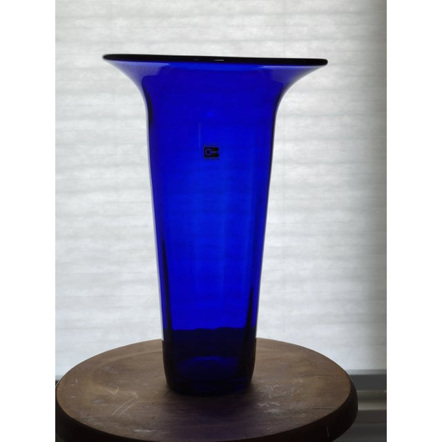 Glass 1990s Vintage Blenko Glass 9314s Cobalt Blue Vase With Optic Pattern For Sale - Image 7 of 12