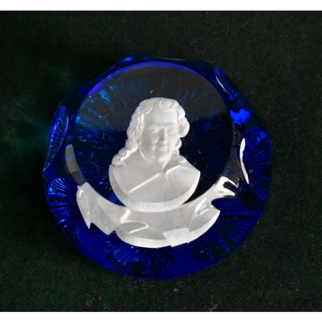 1970s Cristal D’Albret Crystal Paper Weight Vintage France John James Audubon Glass For Sale - Image 5 of 18
