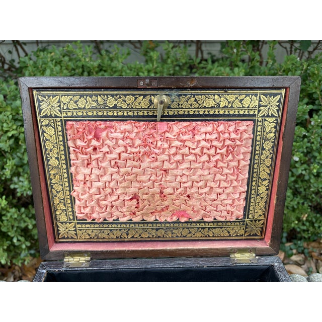 19th Century English Regency Leather Box For Sale In Houston - Image 6 of 13