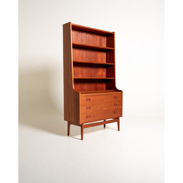 Bornholmereolen Bookcase by Johannes Sorth for Bornholms Møbelfabrik, 1950s For Sale - Image 3 of 13