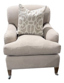 Example of English Traditional Accent Chairs