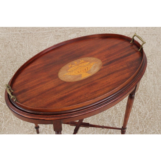 English Edwardian Inlaid Mahogany Oval Tray Table For Sale In Philadelphia - Image 6 of 15