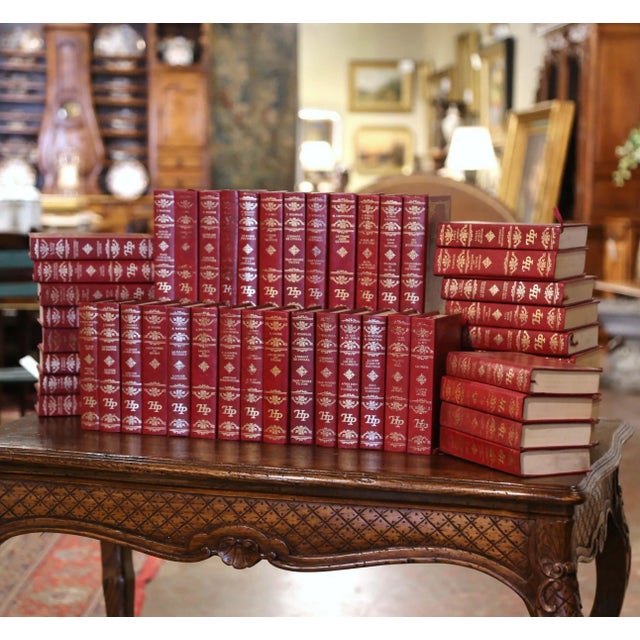 Red Bound French Language Harlequin Prestige Books Dated 1982-1989, Set of 48 For Sale - Image 4 of 13