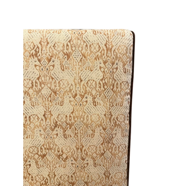 2000 - 2009 Queen Headboard With Rose Tarlow Patterned Linen Fabric For Sale - Image 5 of 6