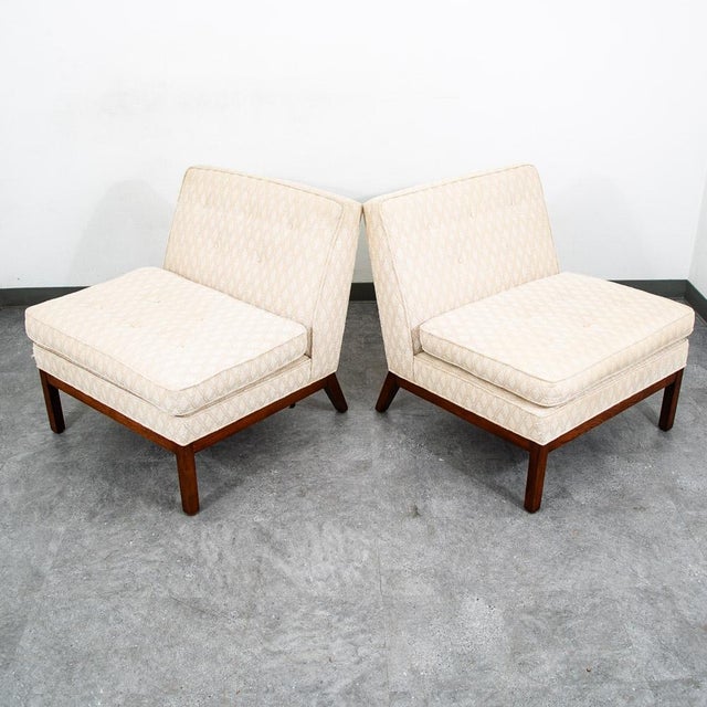 Mid Century Modern Lounge Chairs Slipper White Tufted Pair Set 2 Vintage MCM 60s For Sale - Image 4 of 12