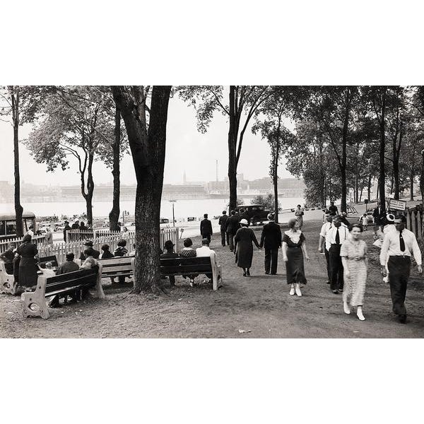 Harry Sutcliffe, People Walking, Archival Pigment Print For Sale - Image 4 of 6