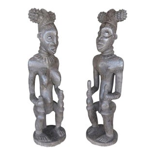 1920s Hand Carved Male and Female African Statues From Cameroon For Sale