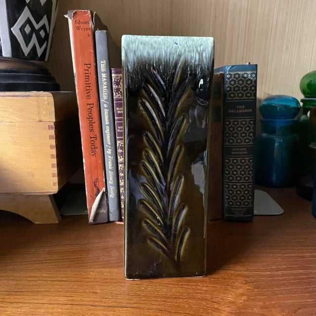 Tall Hull vase with an ombré drip glaze effect. One very small chip on the corner. This damage is photographed. Otherwise...