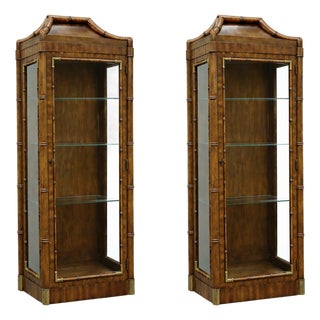 Pair of Mid 20th Century Weiman Faux Bamboo Burl Pagoda Vitrines [Unsigned] For Sale