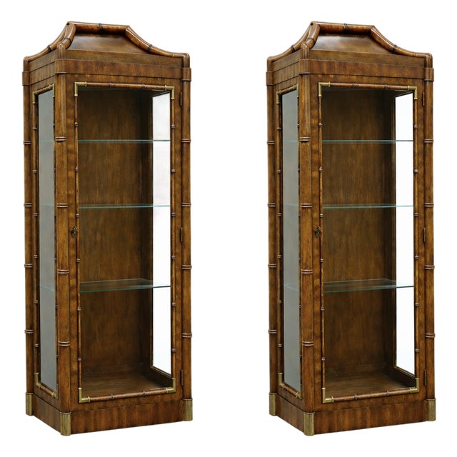 Pair of Mid 20th Century Weiman Faux Bamboo Burl Pagoda Vitrines [Unsigned] For Sale