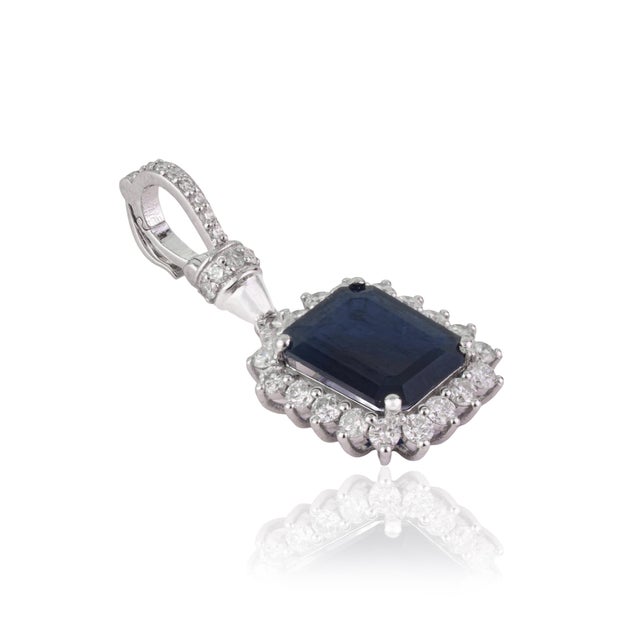 Art Nouveau Art Deco 3.32ct Emerald-Cut Blue Sapphire Diamond Halo Pendant in 14k Gold For Sale - Image 3 of 13