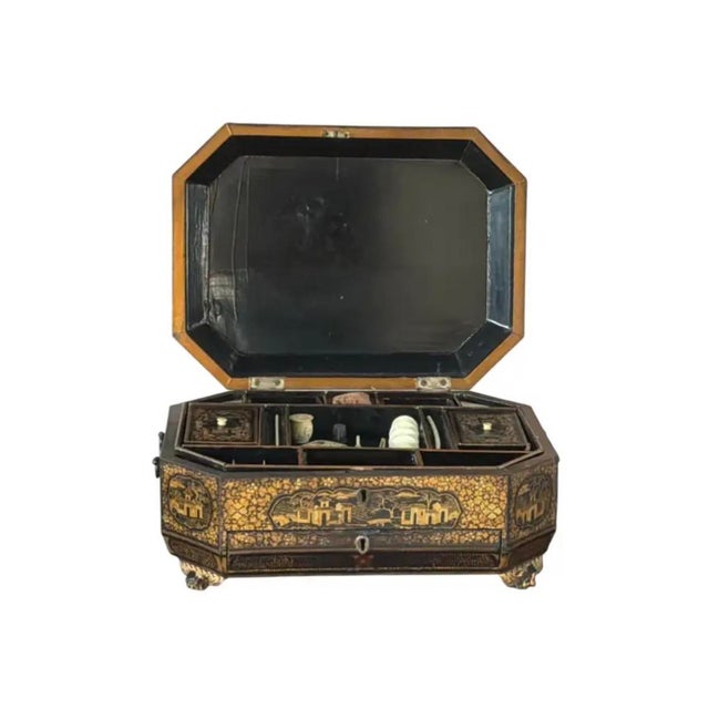 19th Century Chinese Export Lacquer Chinoiserie Sewing Box For Sale - Image 9 of 15