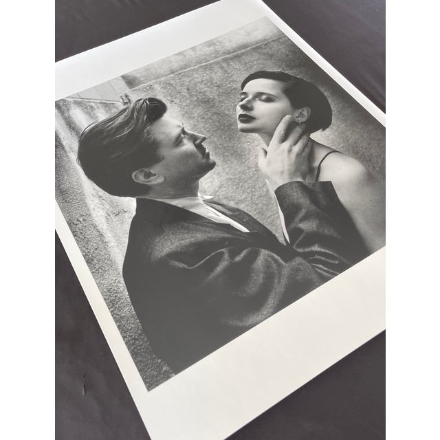 1980s "David Lynch & Isabella Rossellini" Vintage Silver Gelatin Print by Helmut Newton For Sale - Image 4 of 6