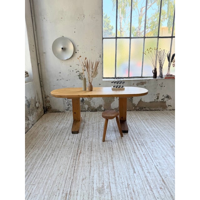 Modern Brutalist Oval Table in Pine, 1950 For Sale - Image 3 of 18