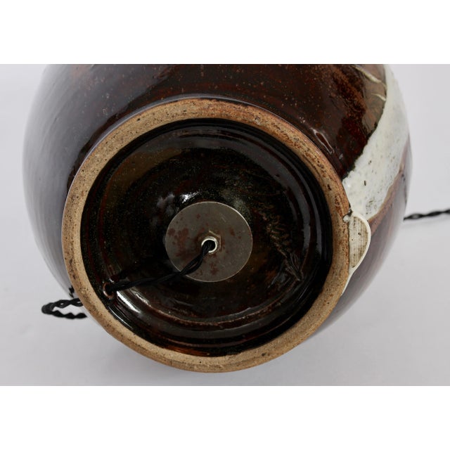 Ceramic 1970s Cocoa & White Brushstroke Art Pottery Table Lamp For Sale - Image 7 of 10