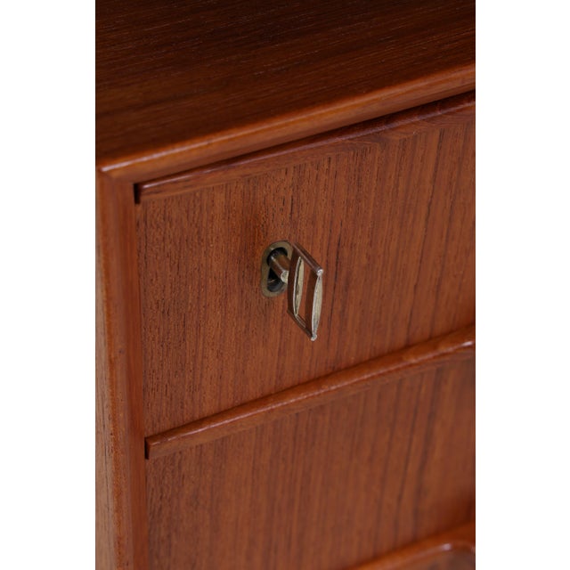 Mid-Century Danish Model 75 Desk in Teak by Gunni Omann for Omann Jun, 1960s For Sale - Image 13 of 18