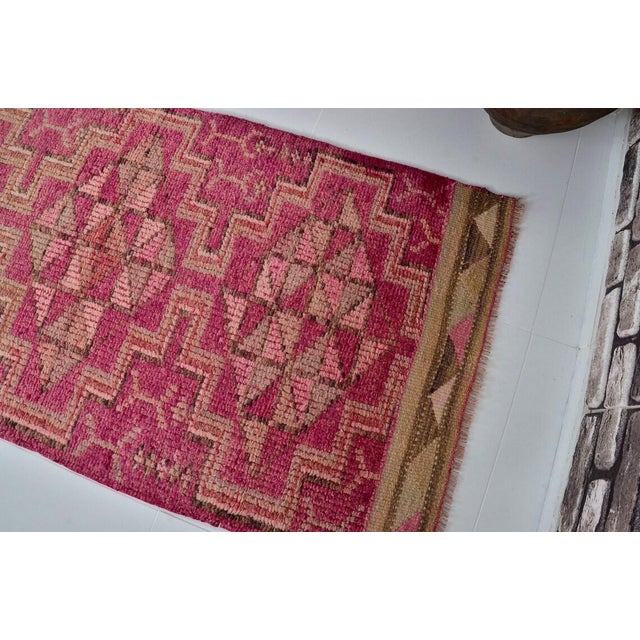 Burnt Orange Mid 20th Century Anatolian Handknotted Decorative Rug For Sale - Image 8 of 10