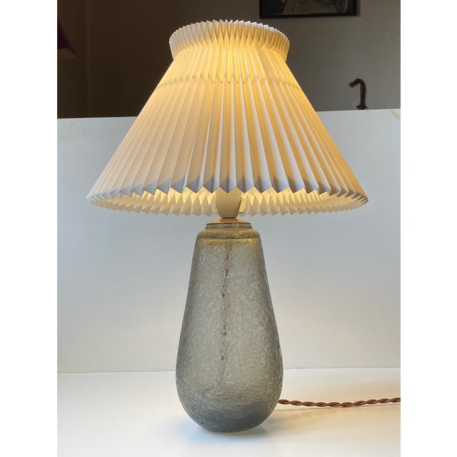 Art Deco Grey Ice Flower Glass Table Lamp by Jacob E. Bang for Holmegaard, 1920s For Sale - Image 14 of 14