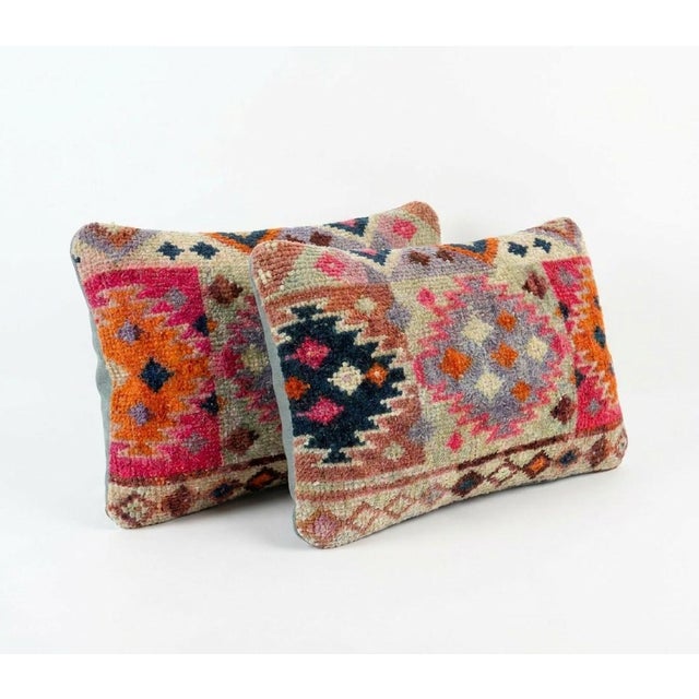 Mid-Century Modern Turkish Oushak Lumbar Rug Pillow Cover 16'' X 24'' - Set of Two For Sale - Image 3 of 4