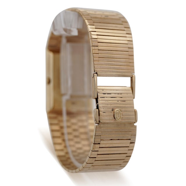 Vintage Concord 14k Gold 25mm Quartz Integrated Bracelet Watch For Sale - Image 4 of 10