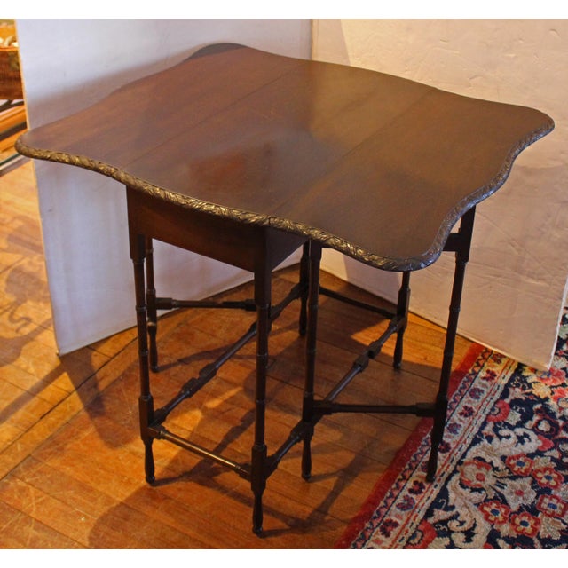 Early 20th Century Edwardian Period English Drop End Side Table For Sale - Image 4 of 7