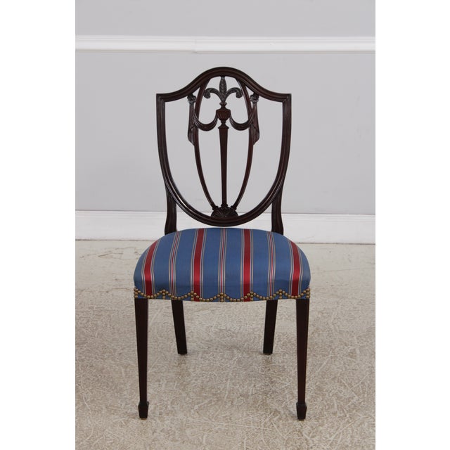 Hepplewhite Pair of Kindel Grand Rapids Mahogany Shield Back Chairs For Sale - Image 3 of 18