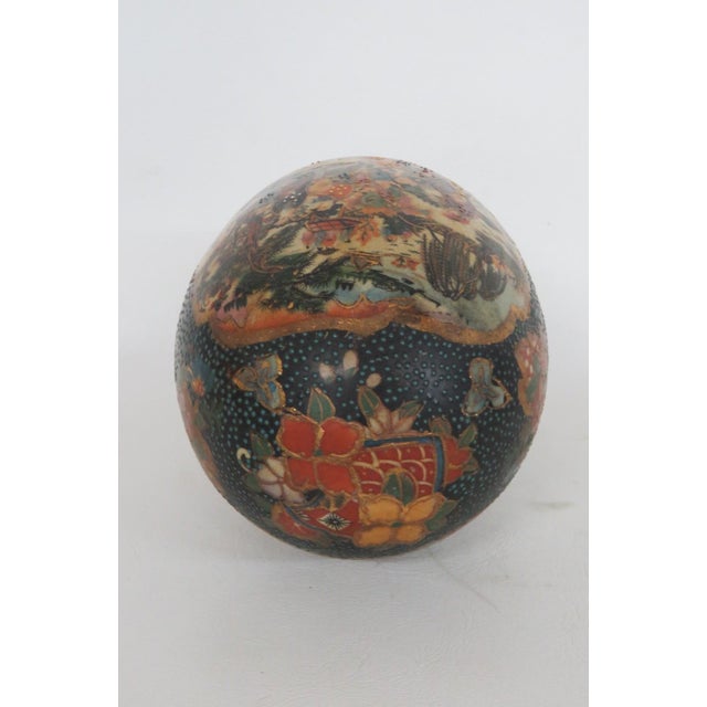 Satsuma Style Hand Painted Porcelain Egg 2pc Including Wood Display Stand 5062b For Sale In Miami - Image 6 of 13
