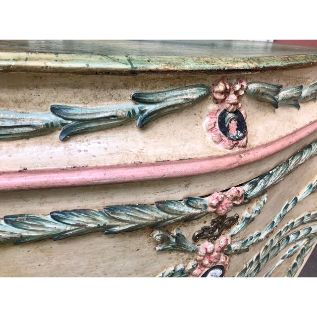 Venetian or Italian Pastel Painted and Carved in Relief Commode For Sale In Nashville - Image 6 of 13