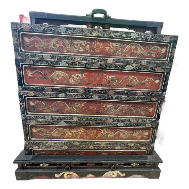 19th Century Large Chinese Lacquer Wedding or Travel Box For Sale