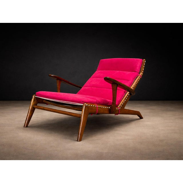 1950s Brazilian Modern Chaise Lounge in Caviúna Wood & Fabric by Pierre Weckx, Brazil, 1950s — Lot 573A For Sale - Image 5 of 17
