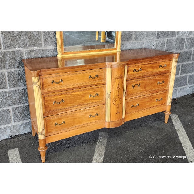 Antique French Neoclassical 1930s Inlaid Satinwood Mahogany Bedroom Dresser W/ Mirror For Sale - Image 4 of 16