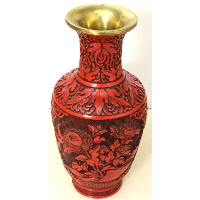 1980s Floral Cinnabar-Style MCM Asian Revival Style Molded Baluster Vase For Sale - Image 13 of 18