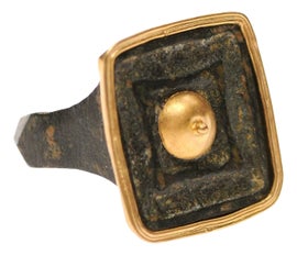 Example of Classical Roman Rings